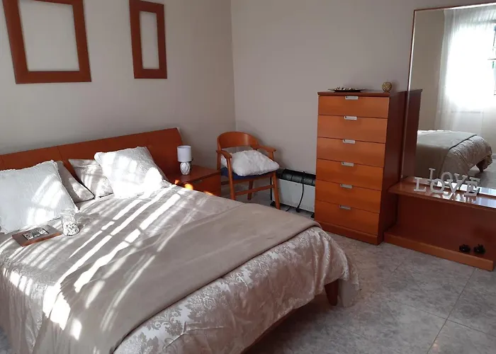 Casa Montelouro 펜션 무로스